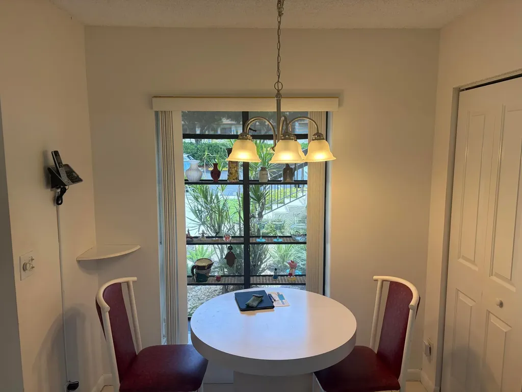 5153 Oak Hill Lane Delray Beach FL 33484