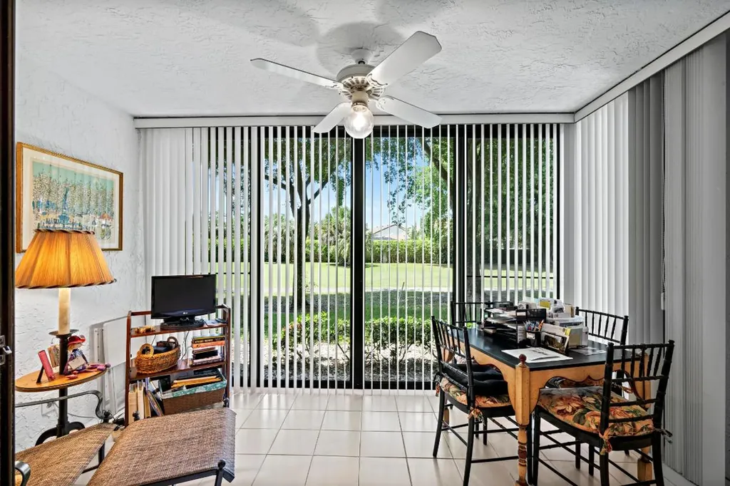 5153 Oak Hill Lane Delray Beach FL 33484