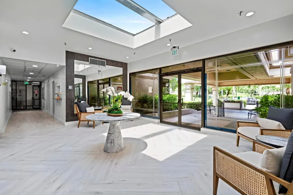 5153 Oak Hill Lane Delray Beach FL 33484