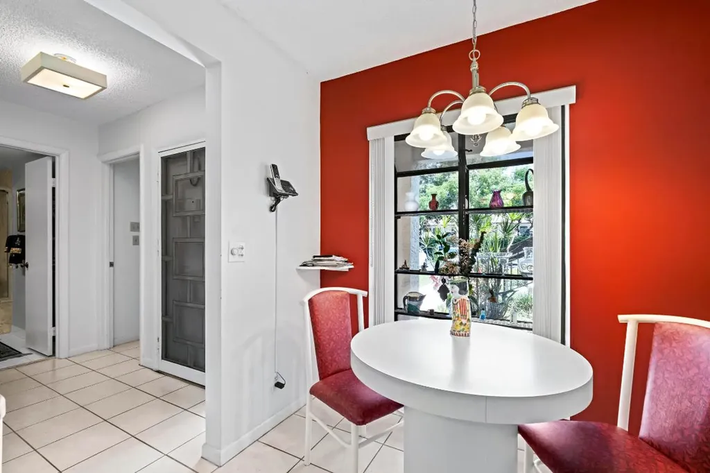 5153 Oak Hill Lane Delray Beach FL 33484