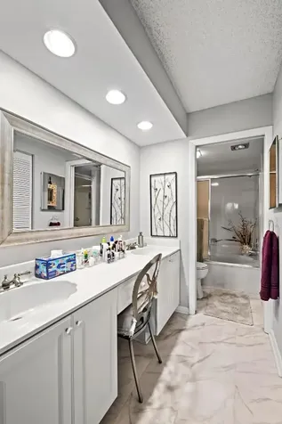 5153 Oak Hill Lane Delray Beach FL 33484