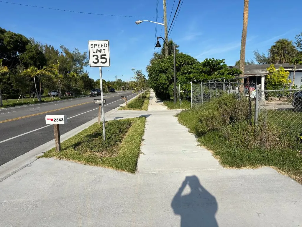 2848 Westgate Avenue West Palm Beach FL 33409