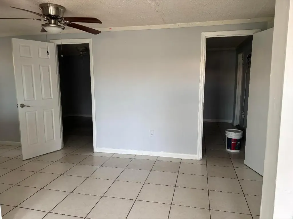 2848 Westgate Avenue West Palm Beach FL 33409