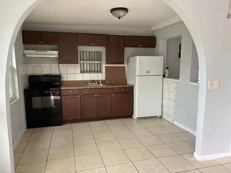 2848 Westgate Avenue West Palm Beach FL 33409