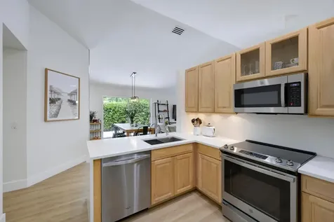 32 Admirals Court Palm Beach Gardens FL 33418