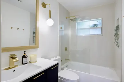 32 Admirals Court Palm Beach Gardens FL 33418