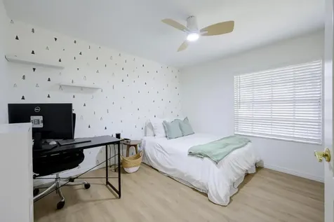 32 Admirals Court Palm Beach Gardens FL 33418