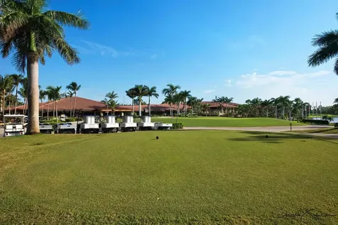 32 Admirals Court Palm Beach Gardens FL 33418