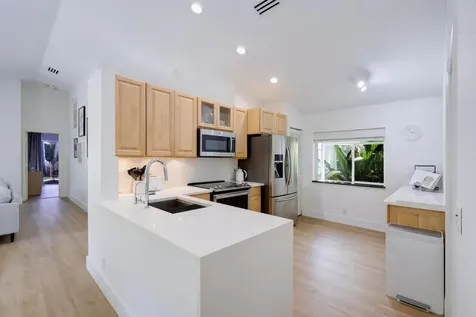 32 Admirals Court Palm Beach Gardens FL 33418