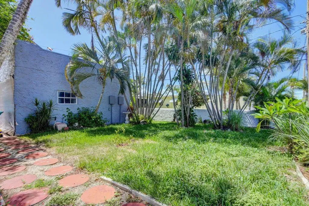 331 NW 1st Avenue Boynton Beach FL 33435