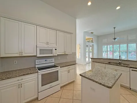 723 SW Great Exuma Cove Port St Lucie FL 34986