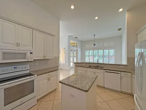 723 SW Great Exuma Cove Port St Lucie FL 34986