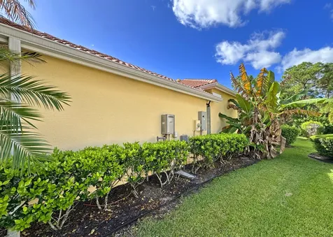 723 SW Great Exuma Cove Port St Lucie FL 34986