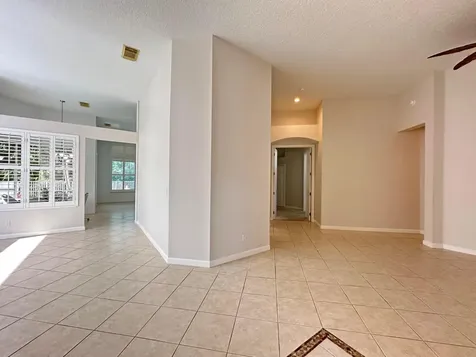 723 SW Great Exuma Cove Port St Lucie FL 34986