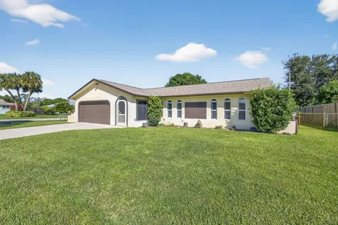 142 W Palmetto Road Lake Worth FL 33467