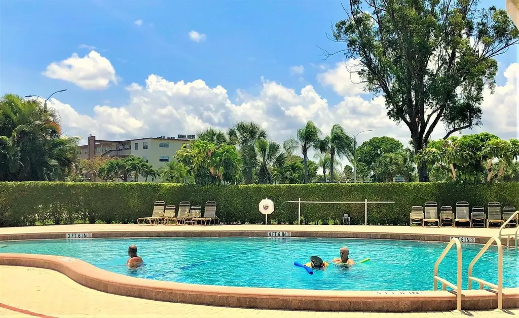 273 Mansfield G Boca Raton FL 33434