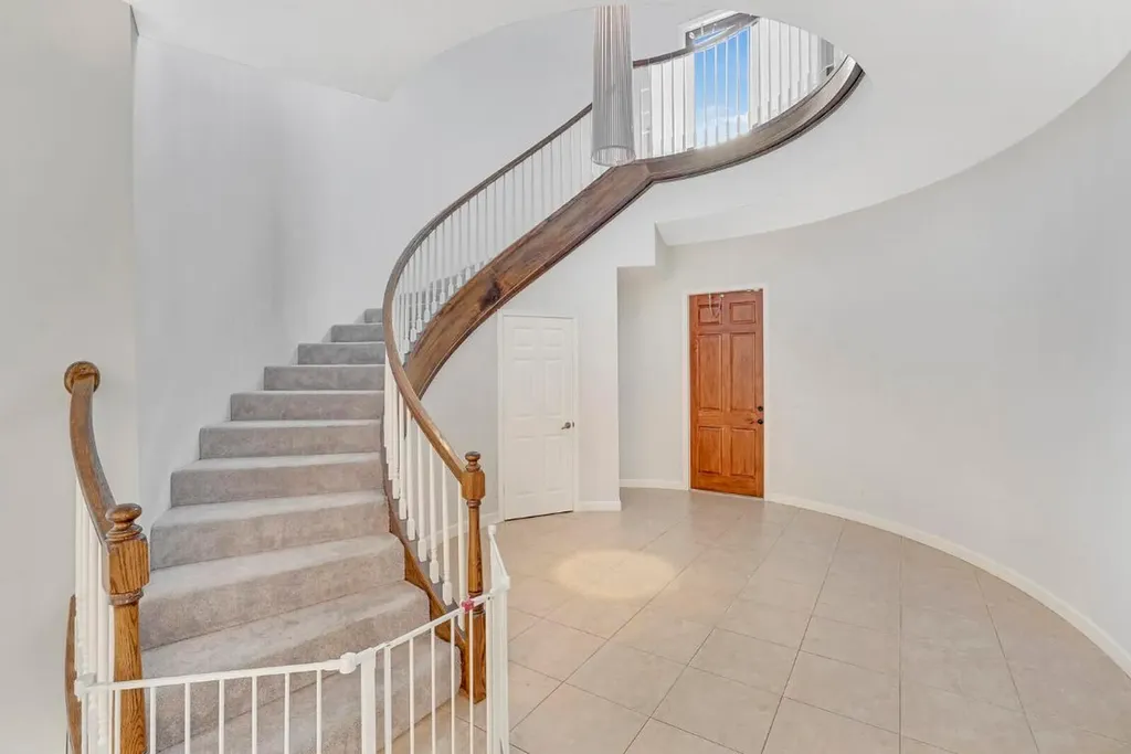 16383 73rd Terrace N Palm Beach Gardens FL 33418