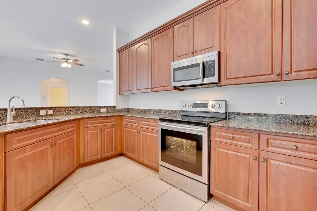16383 73rd Terrace N Palm Beach Gardens FL 33418