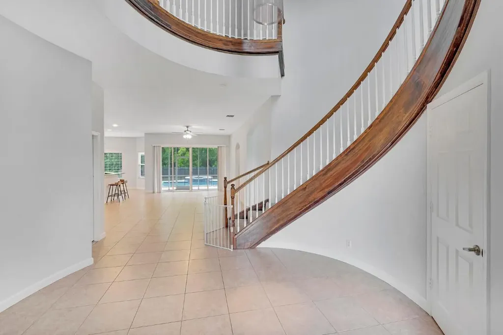 16383 73rd Terrace N Palm Beach Gardens FL 33418
