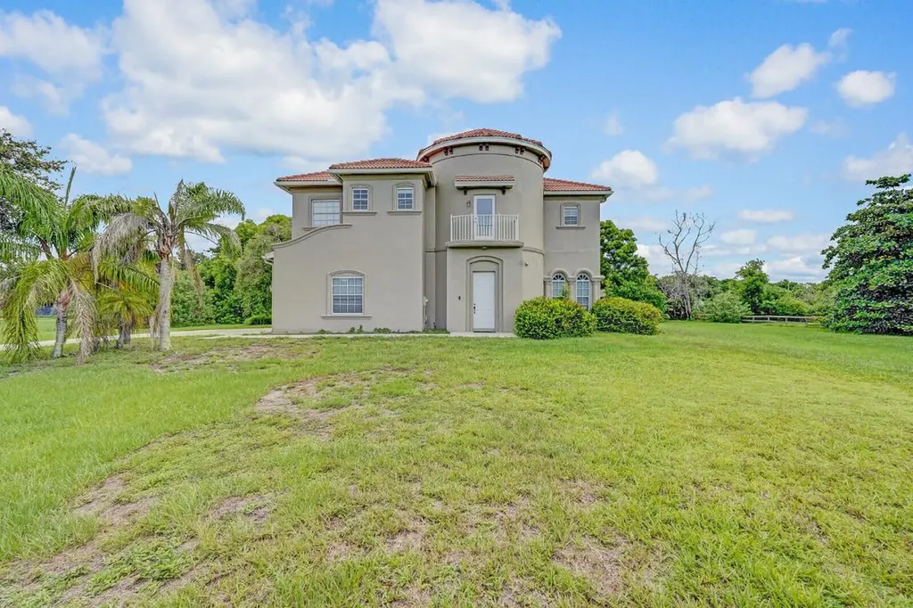 16383 73rd Terrace N Palm Beach Gardens FL 33418