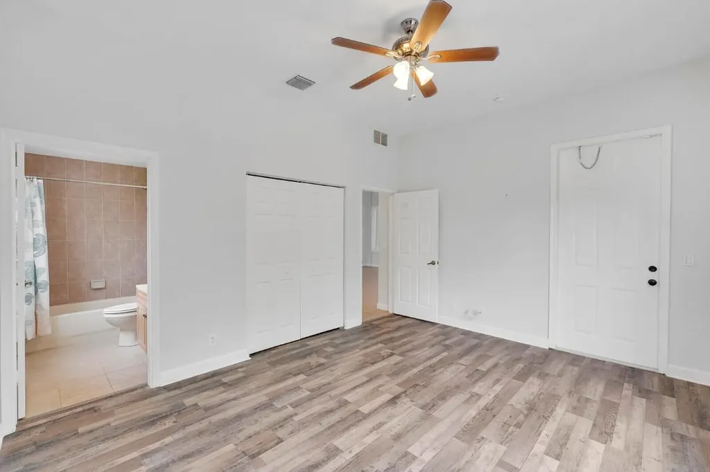 16383 73rd Terrace N Palm Beach Gardens FL 33418
