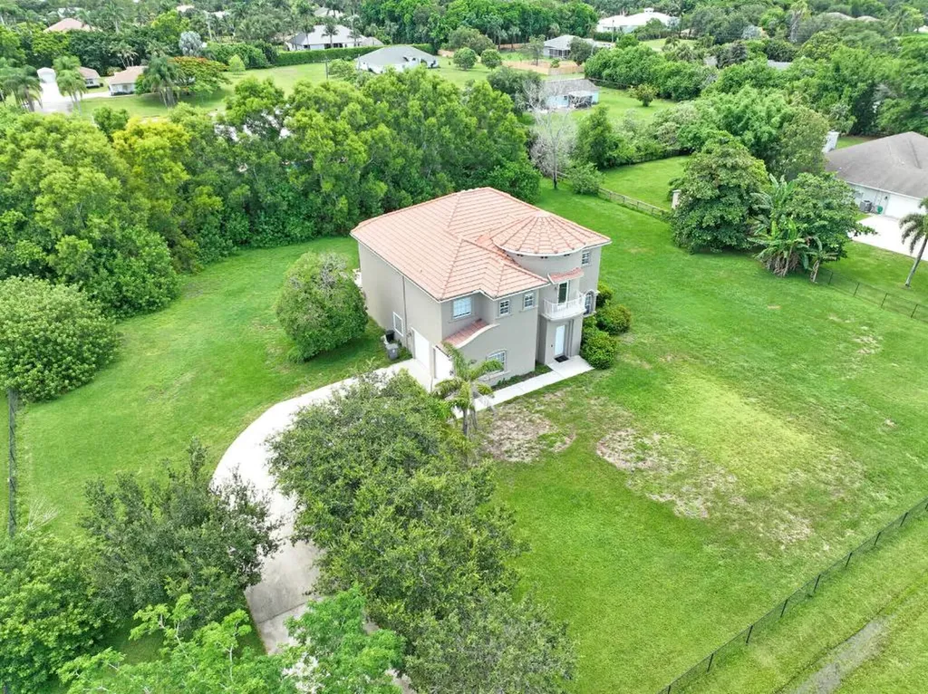 16383 73rd Terrace N Palm Beach Gardens FL 33418