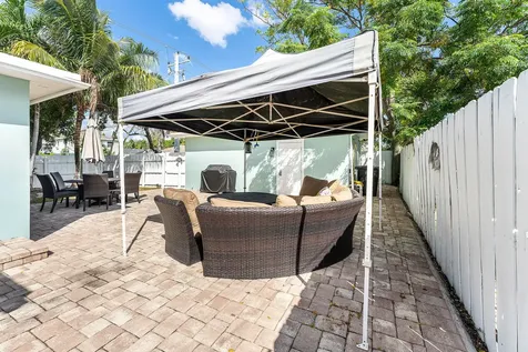439 45th Street West Palm Beach FL 33407