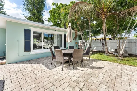 439 45th Street West Palm Beach FL 33407