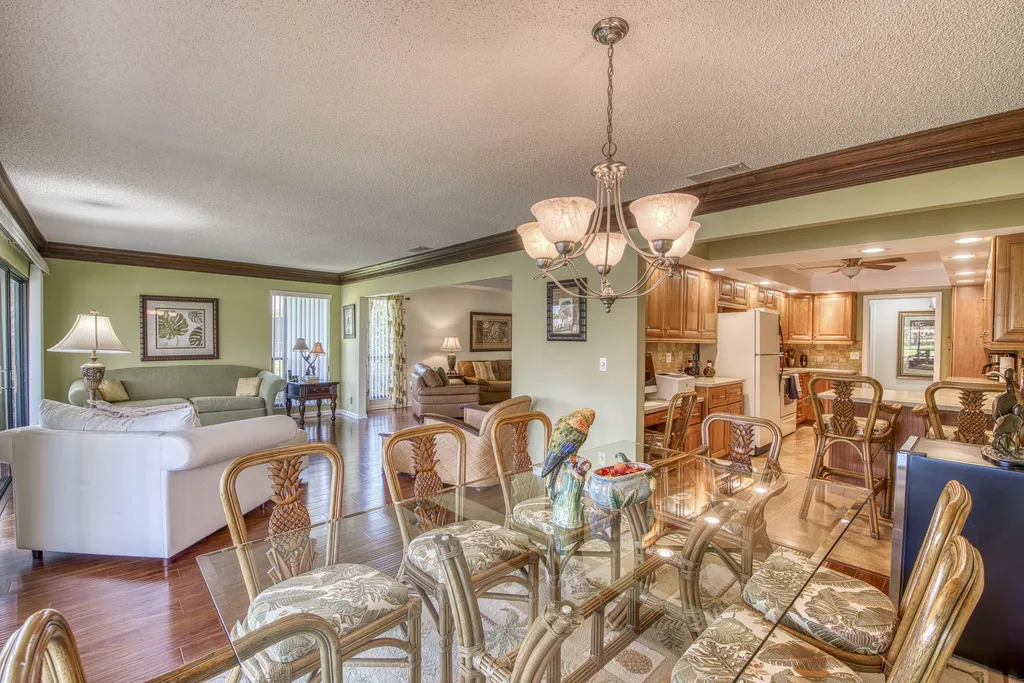 13793 Whispering Lakes Lane Palm Beach Gardens FL 33418
