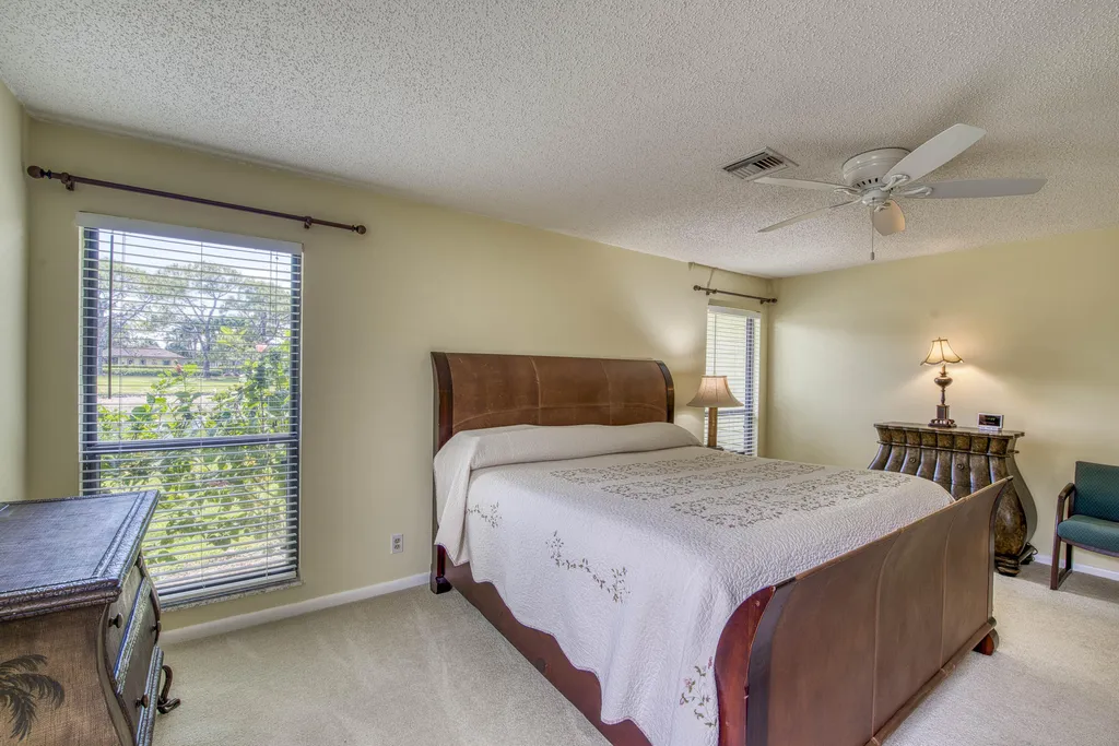 13793 Whispering Lakes Lane Palm Beach Gardens FL 33418