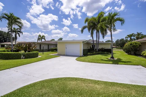 13793 Whispering Lakes Lane Palm Beach Gardens FL 33418