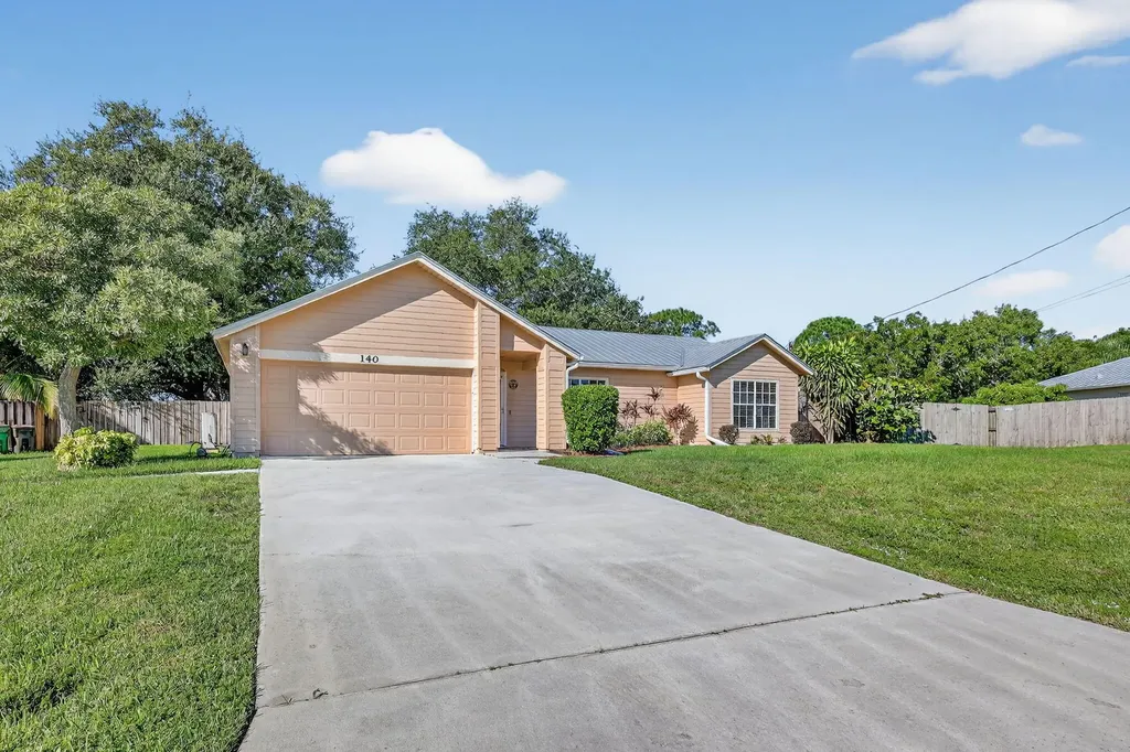 140 SW Klee Circle Port St Lucie FL 34953