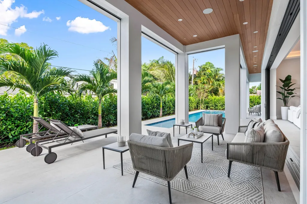 2609 NE 27 Way Fort Lauderdale FL 33306