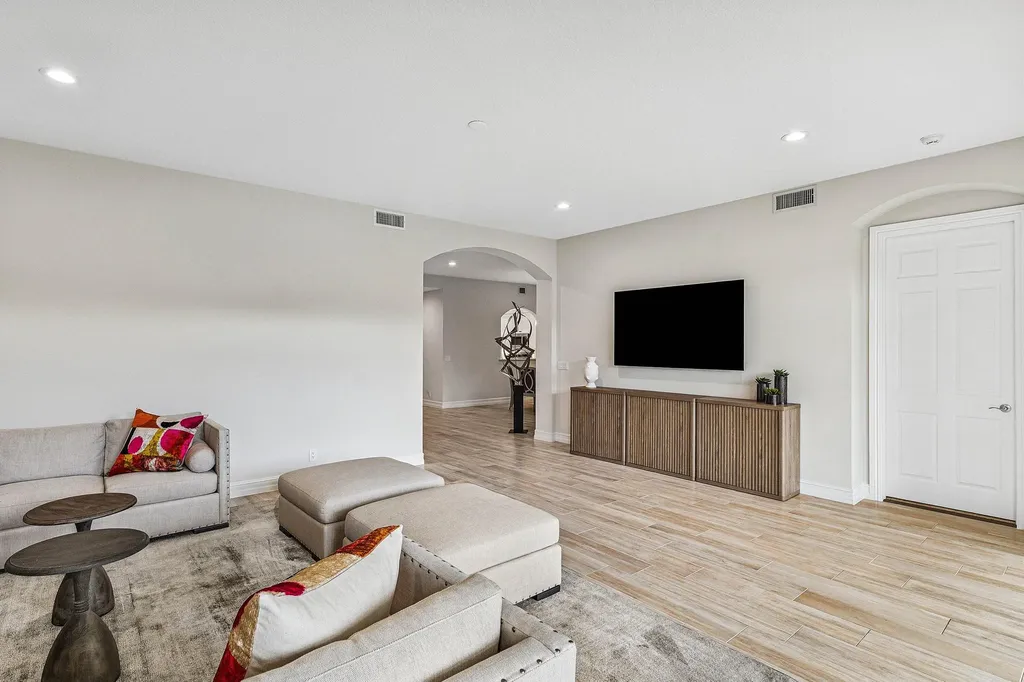 106 Palm Bay Drive Palm Beach Gardens FL 33418