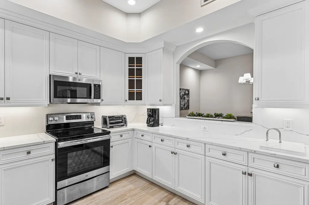 106 Palm Bay Drive Palm Beach Gardens FL 33418