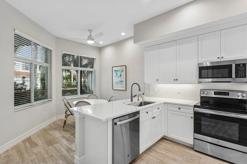 106 Palm Bay Drive Palm Beach Gardens FL 33418