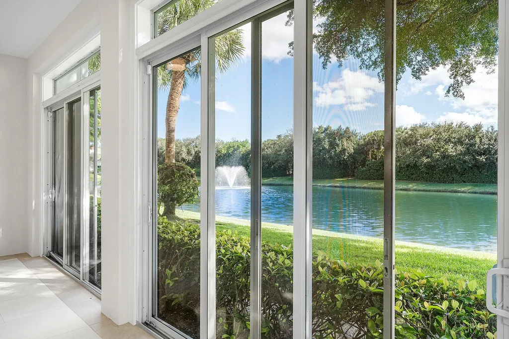106 Palm Bay Drive Palm Beach Gardens FL 33418