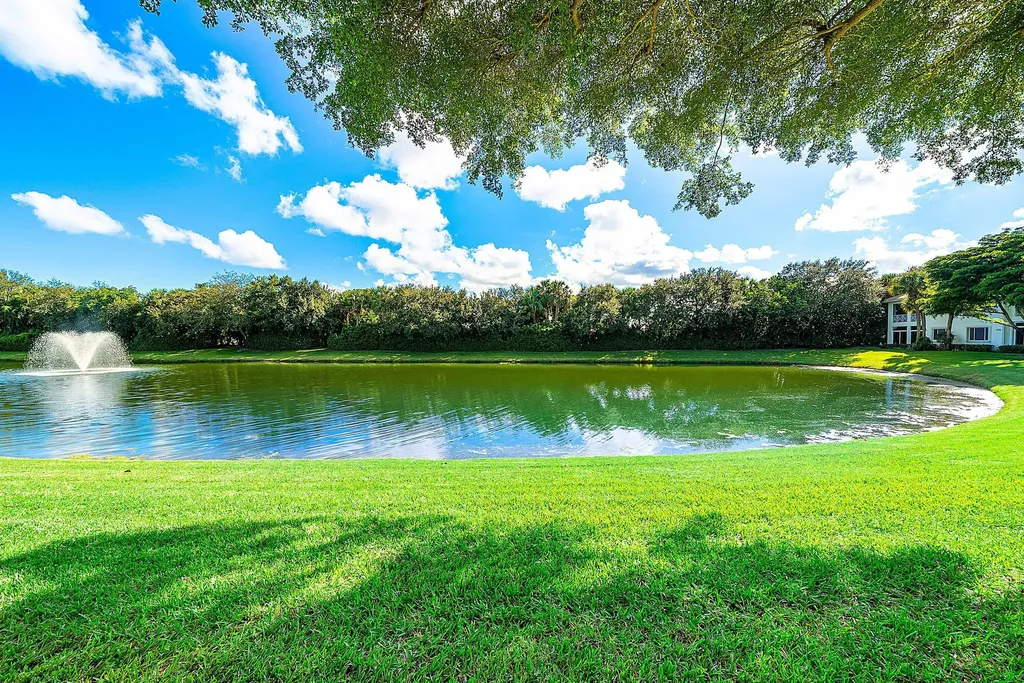 106 Palm Bay Drive Palm Beach Gardens FL 33418