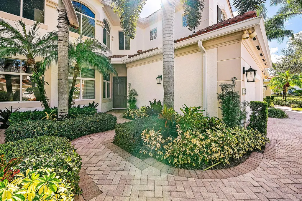106 Palm Bay Drive Palm Beach Gardens FL 33418