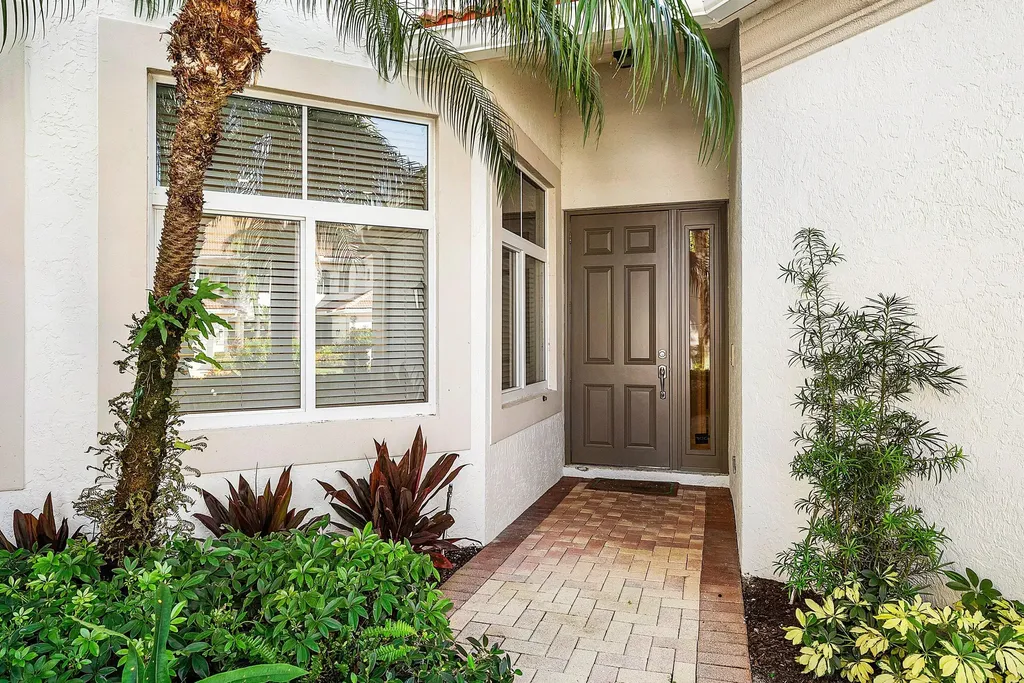 106 Palm Bay Drive Palm Beach Gardens FL 33418