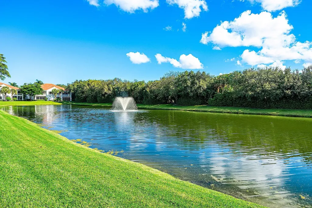 106 Palm Bay Drive Palm Beach Gardens FL 33418