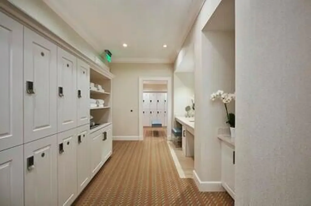 106 Palm Bay Drive Palm Beach Gardens FL 33418