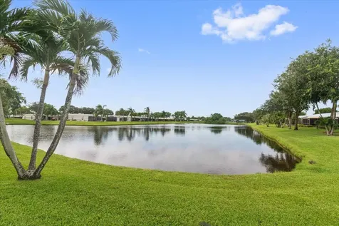 9244 Flynn Circle Boca Raton FL 33496