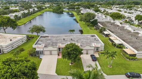 9244 Flynn Circle Boca Raton FL 33496