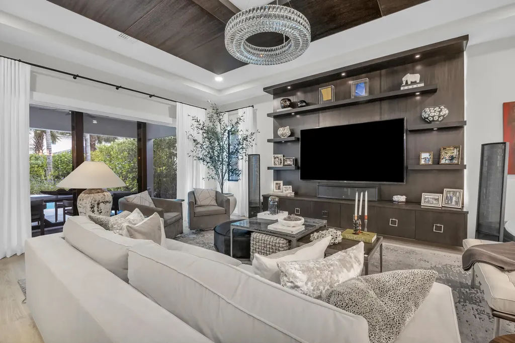 13149 Faberge Place Palm Beach Gardens FL 33418