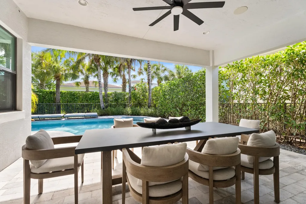 13149 Faberge Place Palm Beach Gardens FL 33418