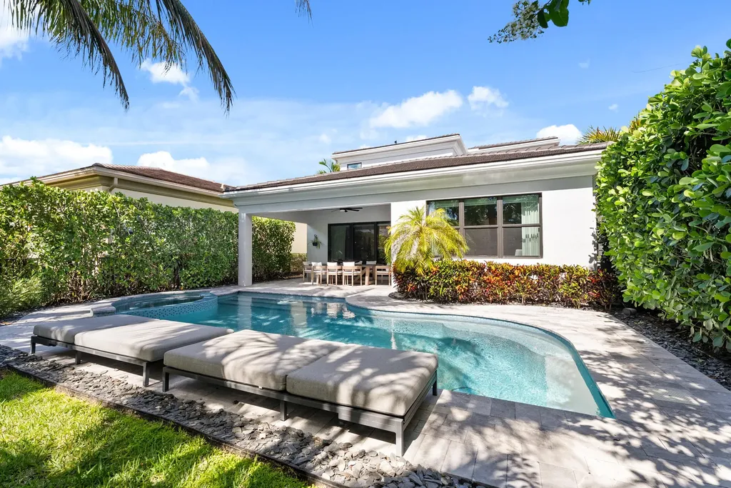 13149 Faberge Place Palm Beach Gardens FL 33418