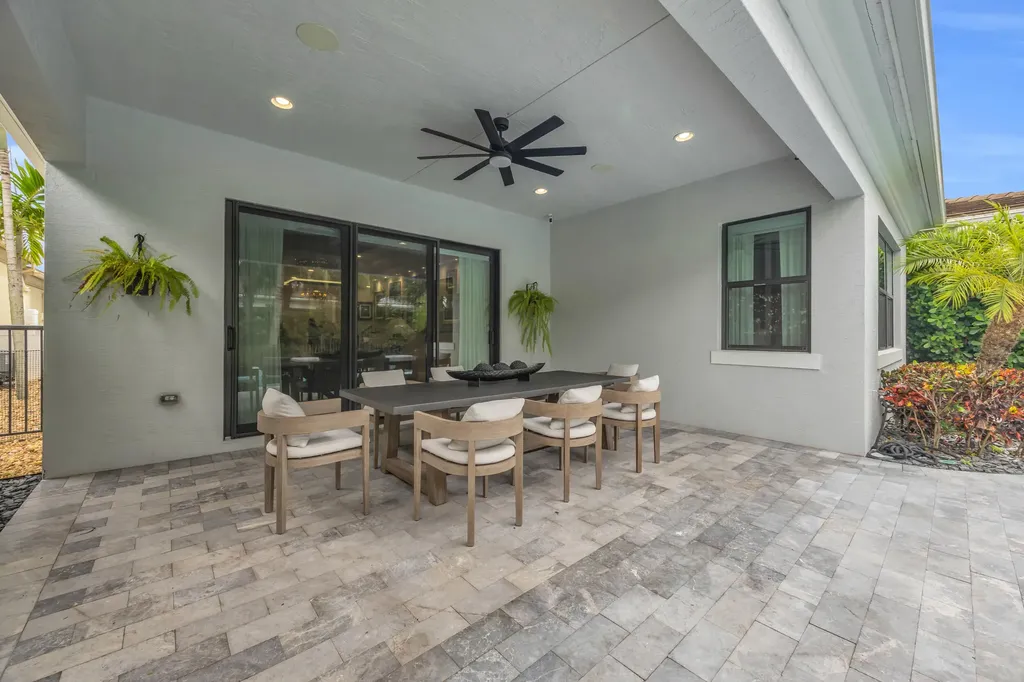 13149 Faberge Place Palm Beach Gardens FL 33418