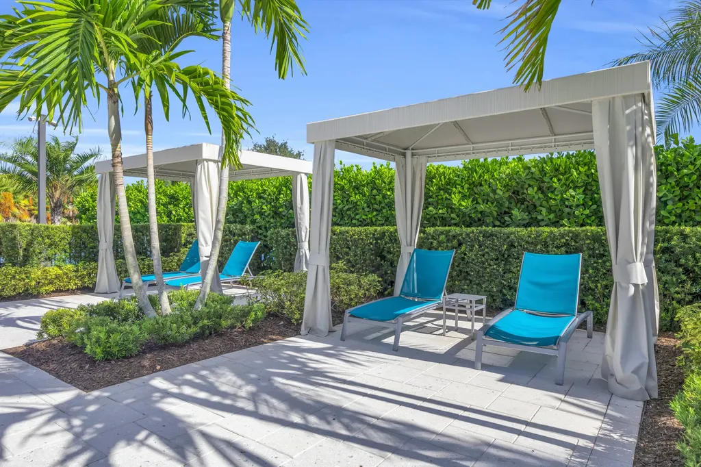 13149 Faberge Place Palm Beach Gardens FL 33418