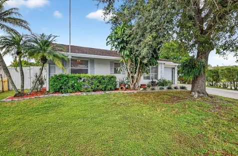 6533 Athena Drive Lake Worth FL 33463